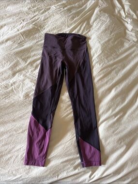 Lululemon under under Purple Colorblock High-Waist Leggings
